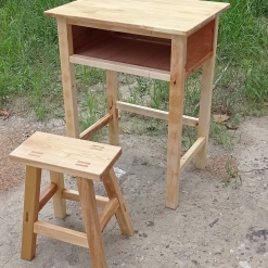 课桌凳 实木课桌凳