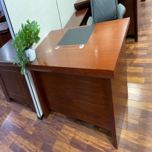 1.6米办公桌