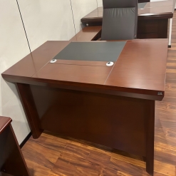 1.6米办公桌